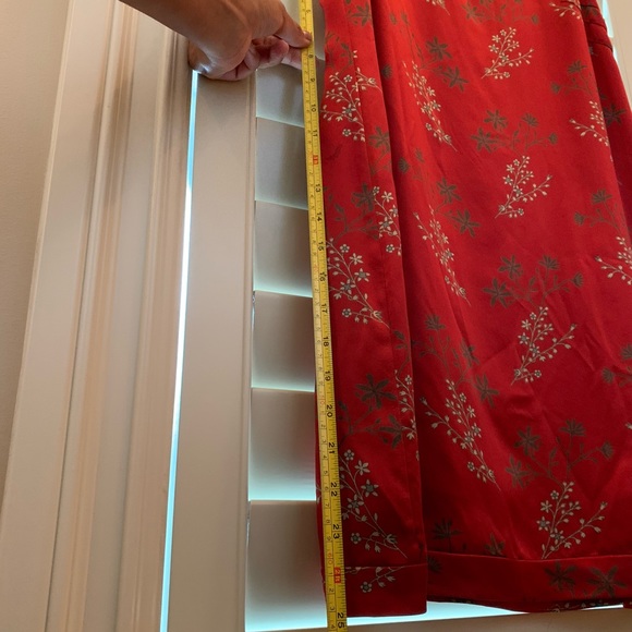 Banana Republic silk dress - Picture 9 of 10